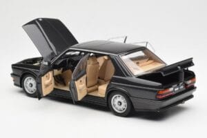 BMW M535i E28 Diamond Fekete AUTOart 1:18 75162 Fém – 5. kép a 8-ből