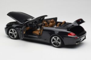 BMW M6 E64 Kabrió Sapphire Black Kyosho 1:18 80430417424 Fém – 6. kép a 9-ből