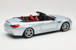 BMW M6 F12 Kabrió Silverstone Silver Paragon 1:18 8043225656 Fém – 3. kép a 8-ből