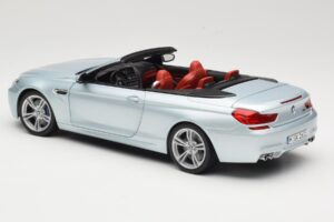 BMW M6 F12 Kabrió Silverstone Silver Paragon 1:18 8043225656 Fém – 7. kép a 8-ből