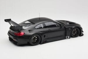 BMW M6 GT3 F13 Plain Body Version Matte Black Minichamps 1:18 155162610 Fém – 2. kép a 6-ből