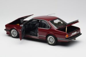 BMW M635 CSi E24 Karmin Piros AUTOart 1:18 70528 Fém – 5. kép a 8-ből
