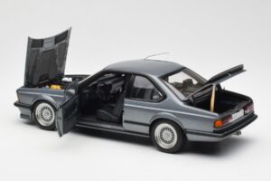 BMW M635 CSi E24 Shadow Line Delphin Metallic AUTOart 1:18 70529 Fém – 5. kép a 8-ből