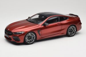 BMW M8 F91 Convertible Storm Bay Metallic Minichamps 1:18 110029020 Fém