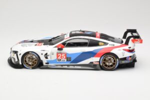 BMW M8 GTE Team RLL #25 C. De Phillippi / A. Farfus Class Winners 24 Hours of Daytona 2019 Minichamps 1:18 155192925 Fém – 3. kép a 6-ből