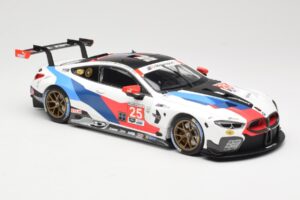 BMW M8 GTE Team RLL #25 C. De Phillippi / A. Farfus Class Winners 24 Hours of Daytona 2019 Minichamps 1:18 155192925 Fém – 4. kép a 6-ből