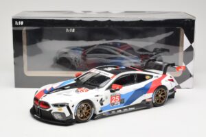 BMW M8 GTE Team RLL #25 C. De Phillippi / A. Farfus Class Winners 24 Hours of Daytona 2019 Minichamps 1:18 155192925 Fém – 6. kép a 6-ből