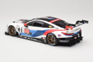 BMW M8 GTE Team RLL C. De Phillippi / B. Auberlen 2nd in Class 12 Hours of Sebring 2018 Minichamps 1:18 155182925 Fém – 5. kép a 6-ből