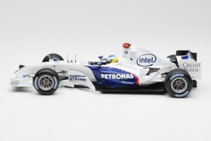 BMW Sauber F1.06 #16 N. Heidfeld Launch Version 2006 Minichamps 1:18 80430413183 Fém – 3. kép a 6-ből