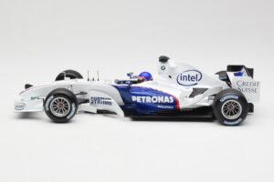 BMW Sauber F1.06 #17 J. Villeneuve Launch Version 2006 Minichamps 1:18 80430413184 Fém – 3. kép a 6-ből