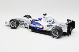 BMW Sauber F1.06 #17 J. Villeneuve Launch Version 2006 Minichamps 1:18 80430413184 Fém – 5. kép a 6-ből