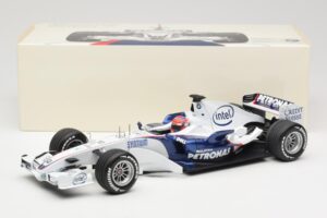 BMW Sauber F1.07 #10 R. Kubica Launch Version 2007 Minichamps 1:18 80430426995 Fém – 7. kép a 7-ből
