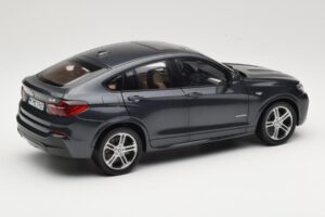BMW X4 F26 Sophisto Grey Paragon 1:18 80432352461 Fém – 3. kép a 8-ből
