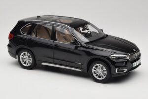 BMW X5 E70 Sapphire Black Paragon 1:18 PA-97071 Fém – 6. kép a 8-ből
