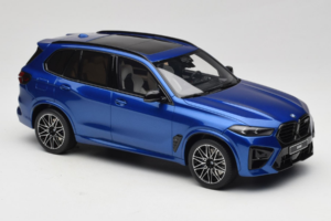 BMW X5 M F95 Competition Marina Bay Blue Metallic GT Spirit 1:18 GT967 Gyanta – 4. kép a 6-ből