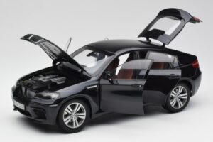 BMW X6 M F86 Fekete Kyosho 1:18 80432157613 Fém – 2. kép a 8-ből