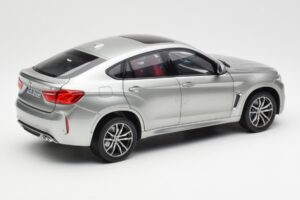 BMW X6 M F86 Donington Szürke Metál Norev 1:18 80432364886 Fém – 3. kép a 8-ből