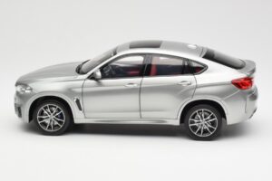 BMW X6 M F86 Donington Szürke Metál Norev 1:18 80432364886 Fém – 4. kép a 8-ből