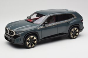 BMW XM G09 Isle of Man Green Minichamps 1:18 110023300 Fém
