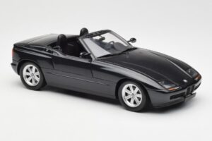 BMW Z1 Fekete Metál Minichamps 1:18 180020100 Fém – 6. kép a 8-ből