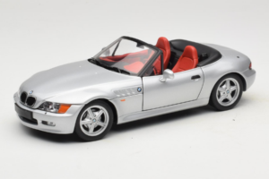 BMW Z3 Kabrió Ezüst UT Models 1:18 20402 Fém