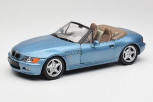 BMW Z3 E36/7 James Bond Goldeneye Kék Metál UT Models 1:18 180024336 Fém