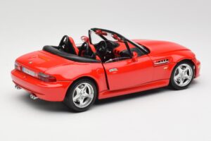 BMW Z3 E36/7 Roadster Piros Bburago 1:18 3349 Fém – 3. kép a 8-ből