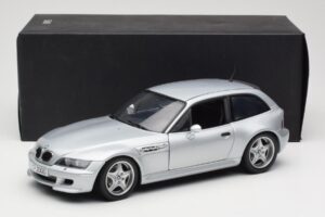 BMW Z3 M Coupe E36/8 Ezüst UT 1:18 80430020856 Fém – 8. kép a 8-ből