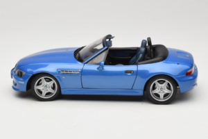 BMW Z3 M Roadster Kék Márkakereskedői Kiadás UT Models 1:18 80439422939 Fém – 4. kép a 8-ből