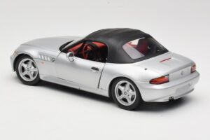 BMW Z3 Roadster 1.8 Ezüst UT Models 1:18 20404 Fém – 7. kép a 8-ből
