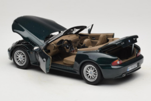 BMW Z3 Roadster 2.8 Sötétzöld Márkakereskedői Kiadás UT Models 1:18 80439411713 Fém – 5. kép a 8-ből