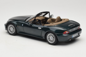 BMW Z3 Roadster 2.8 Sötétzöld Márkakereskedői Kiadás UT Models 1:18 80439411713 Fém – 7. kép a 8-ből