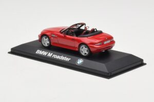BMW Z3 Roadster 2.8 Piros Minichamps 1:43 BMW004 Fém – 3. kép a 4-ből