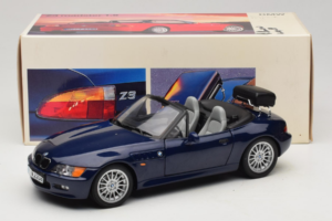 BMW Z3 Roadster Kék Márkakereskedői Kiadás UT Models 1:18 80439422186 Fém – 8. kép a 8-ből