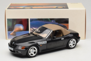 BMW Z3 Roadster Zöld Márkakereskedői Kiadás UT Models 1:18 80439411711 Fém – 8. kép a 8-ből