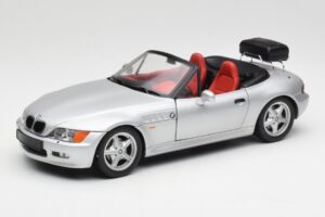 BMW Z3 Roadster Csomagtartóval Ezüst UT Models 1:18 20407 Fém