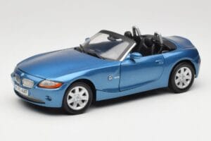 BMW Z4 E85 Kék Metallic Motormax 1:18 73144 Fém