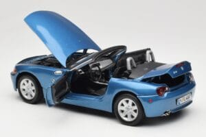BMW Z4 E85 Kék Metallic Motormax 1:18 73144 Fém – 5. kép a 8-ből