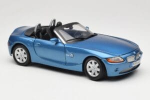 BMW Z4 E85 Kék Metallic Motormax 1:18 73144 Fém – 6. kép a 8-ből