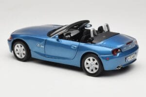 BMW Z4 E85 Kék Metallic Motormax 1:18 73144 Fém – 7. kép a 8-ből