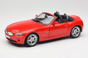 BMW Z4 E85 Roadster Piros Bburago 1:18 34046 Fém