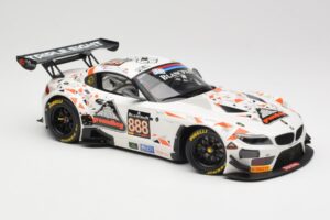 BMW Z4 E89 GT3 #888 Triple Eight Racing L. Mowle / J. Ratcliffe 24 Hours of Spa 2015 Minichamps 1:18 151152388 Fém – 4. kép a 6-ből