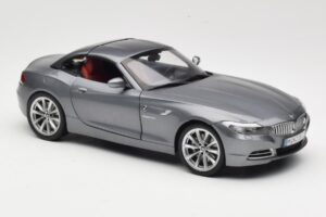 BMW Z4 E89 sDrive 35i Space Grey Metallic Kyosho 1:18 80432147085 Fém – 6. kép a 8-ből
