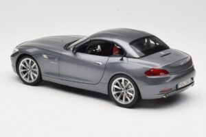 BMW Z4 E89 sDrive 35i Space Grey Metallic Kyosho 1:18 80432147085 Fém – 7. kép a 8-ből