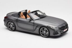 BMW Z4 G29 Szürke Metallic Norev 1:18 183270 Fém – 6. kép a 8-ből