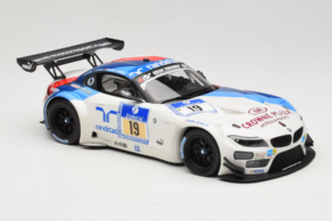 BMW Z4 GT3 #19 Team Schubert J. Muller / D. Muller ADAC 24 Hours Nurburgring 2013 Minichamps 1:18 151132319 Fém – 4. kép a 6-ből