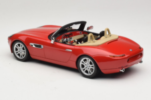 BMW Z8 Piros Minichamps 1:18 155024230 Fém – 5. kép a 6-ből