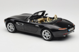 BMW Z8 Fekete Kyosho 1:18 80439411729 Fém – 6. kép a 9-ből