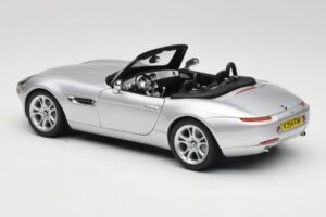 BMW Z8 E52 Kabrió Ezüst Kyosho 1:18 80432411551 Fém – 5. kép a 8-ből