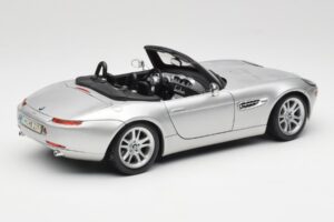 BMW Z8 E52 Titanium Silver Maisto 1:18 536896 Fém – 3. kép a 8-ből